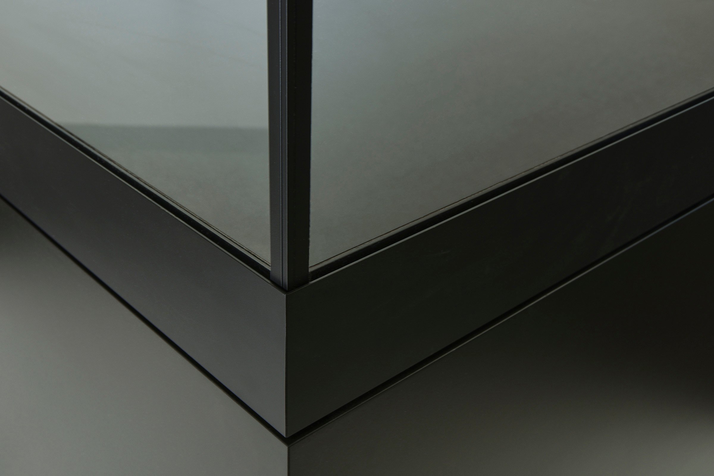 AXS Pedestal Case Detail 